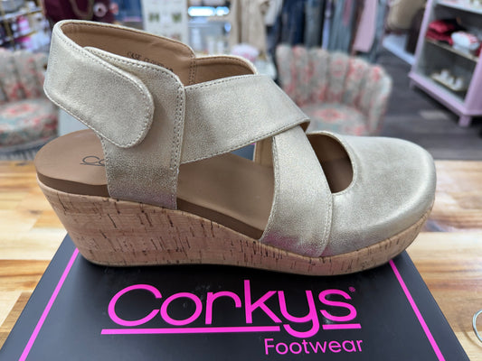 Corkys- Case Closed Gold Wash Metallic