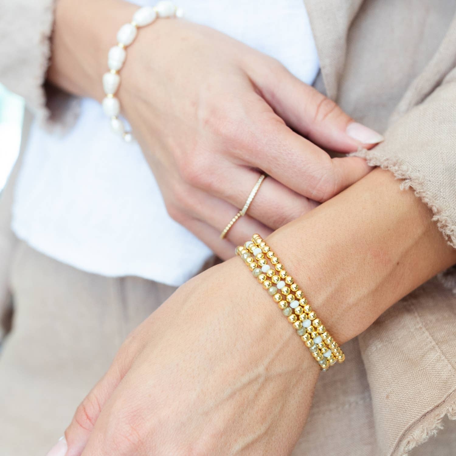 Splendid Iris -  4mm Bead Stretch Bracelet B3203 - 926 West