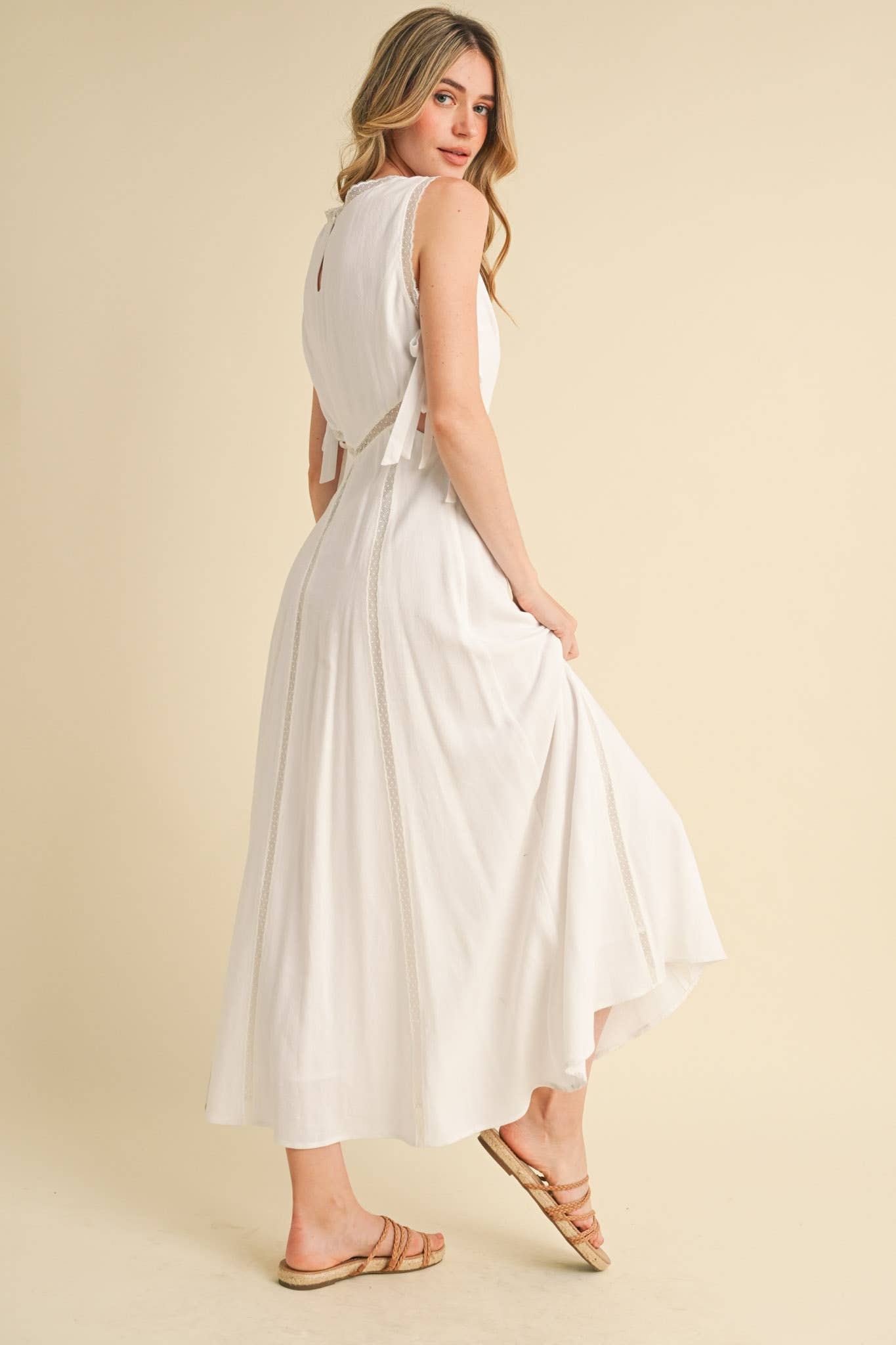 & MERCI - CUT-OUT LACE TRIM MIDI DRESS - 926 West