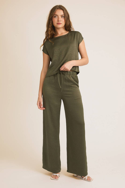 SHORT SLEEVE SATIN TOP AND ELASTIC WAIST S.P.G TIE SATIN PAN 926 WEST