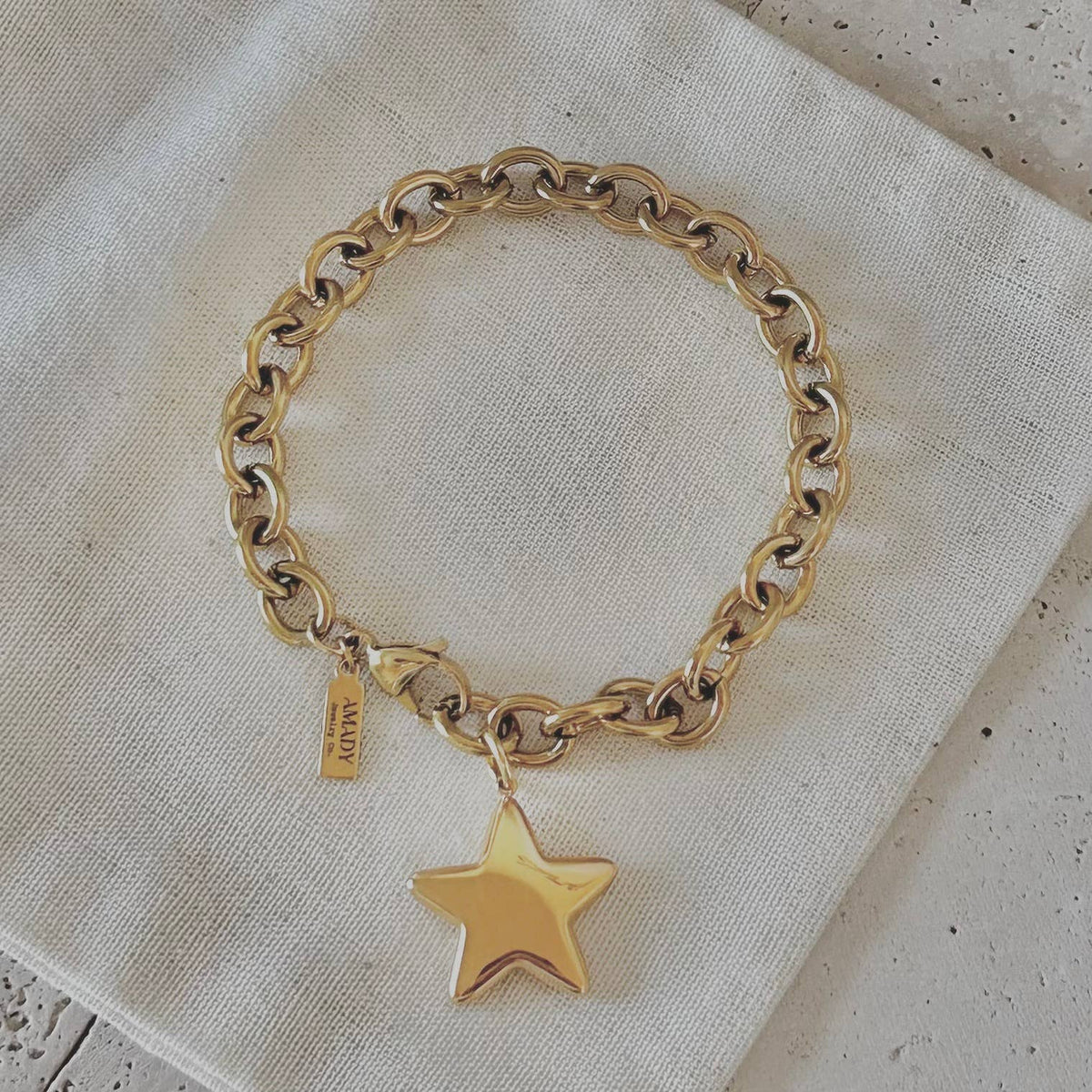 18k Gold Plated Star Pendant Bracelet – Adjustable Chain - 926 West