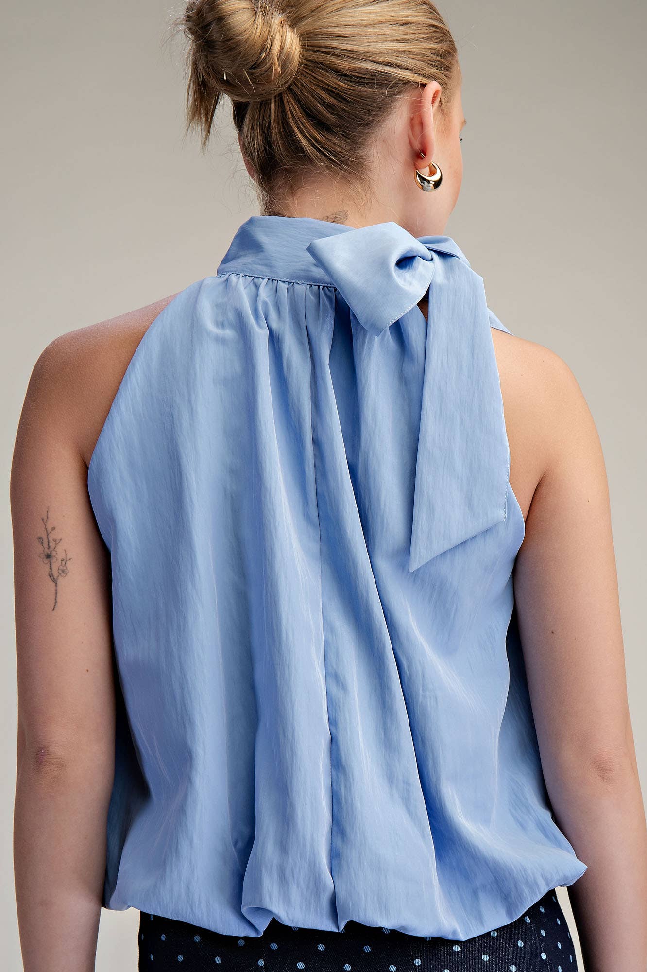 GLAM - High Neck Tie Wrap Balloon Sleeveless Top