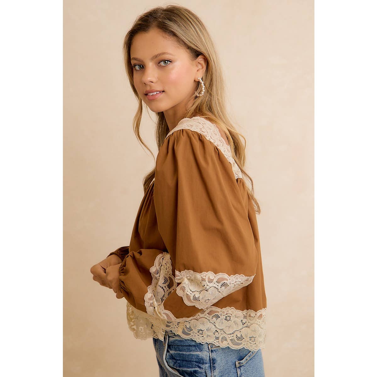 BiBi Camel Lace-Trim Balloon Sleeve Blouse