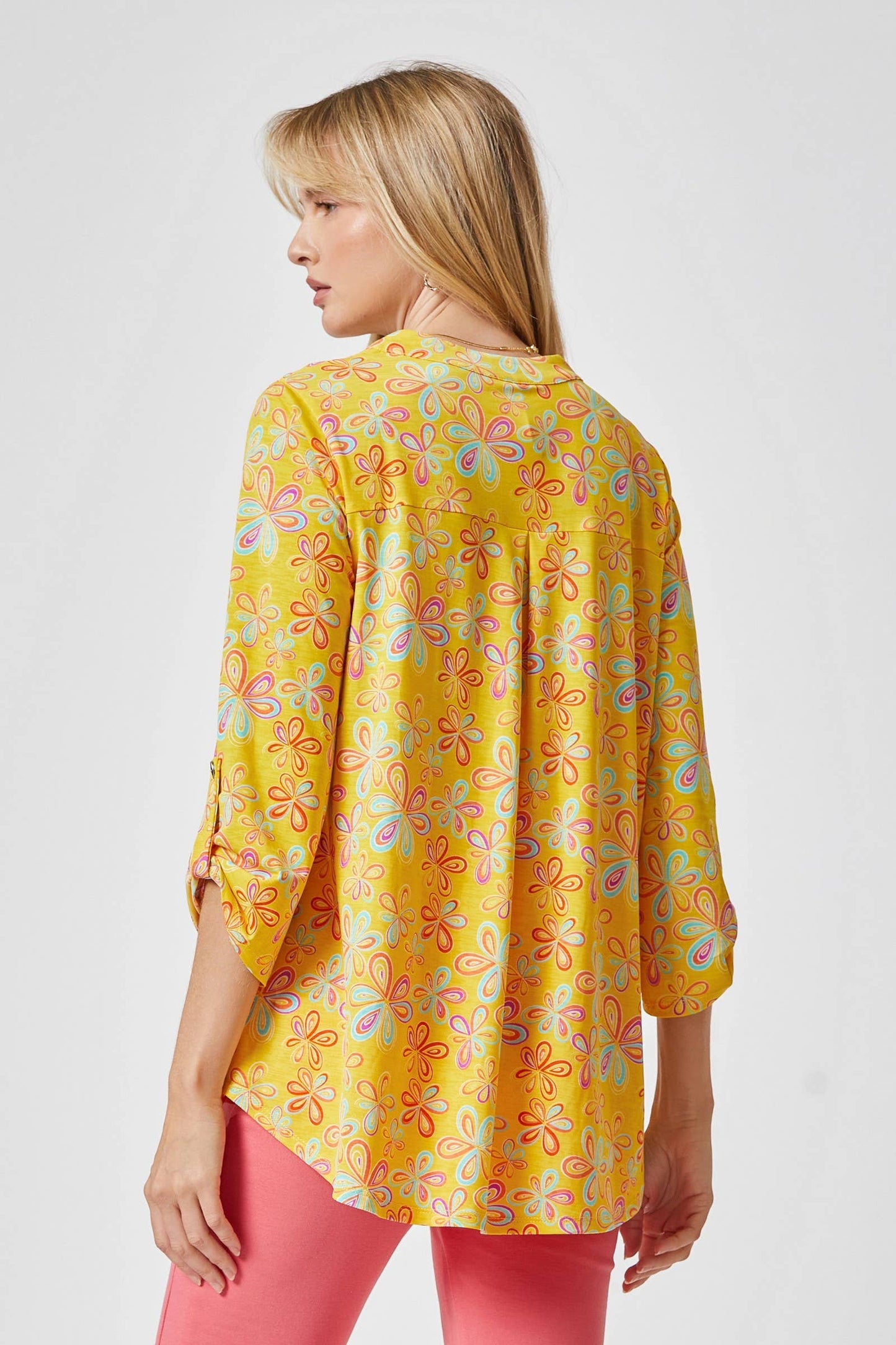 3/4 Sleeve LIZZY MEDALLION Wrinkle Free Blouse Dear Scarlett