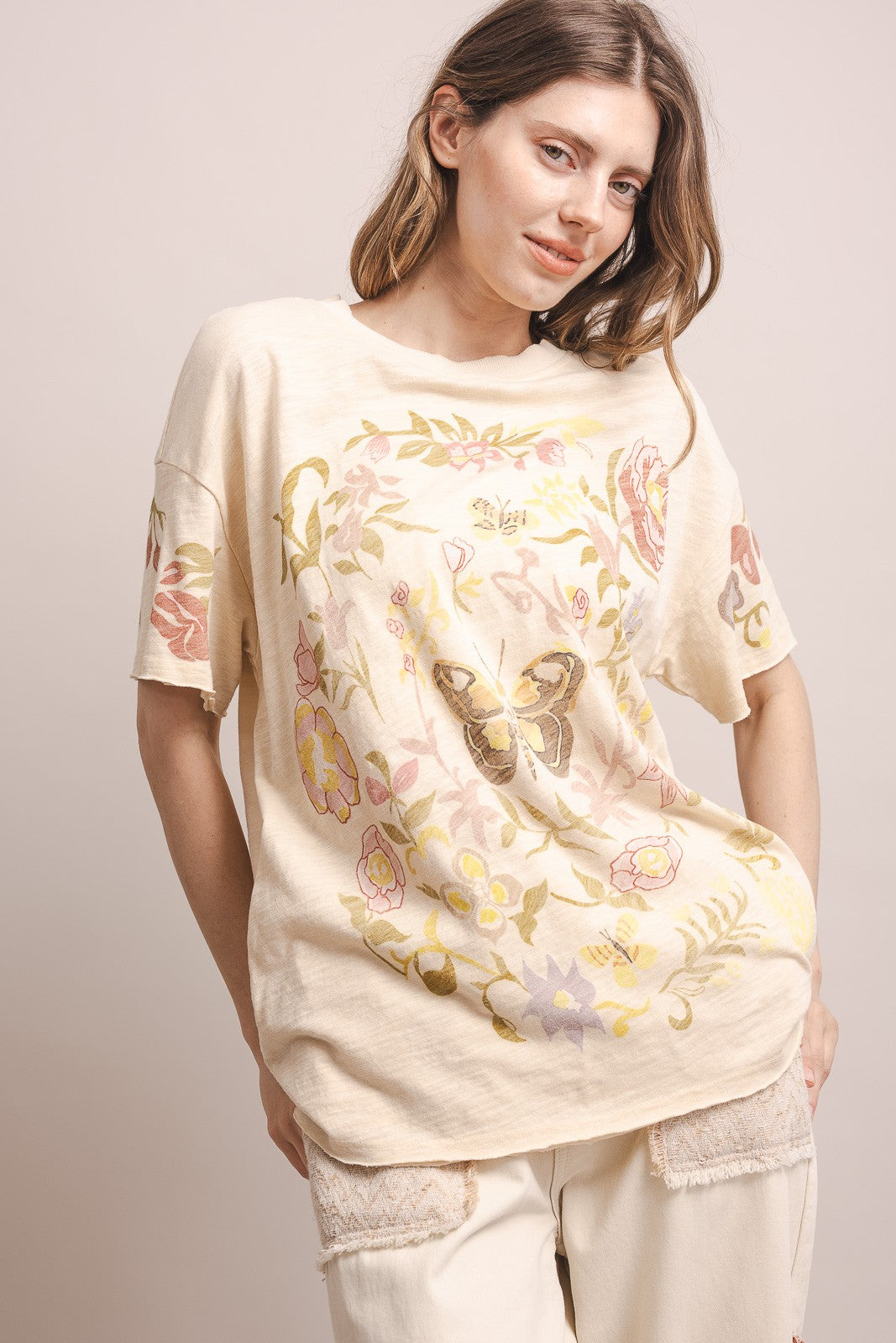 Bluevelvet  Flower Butterfly In Garden Print Tee Pockets