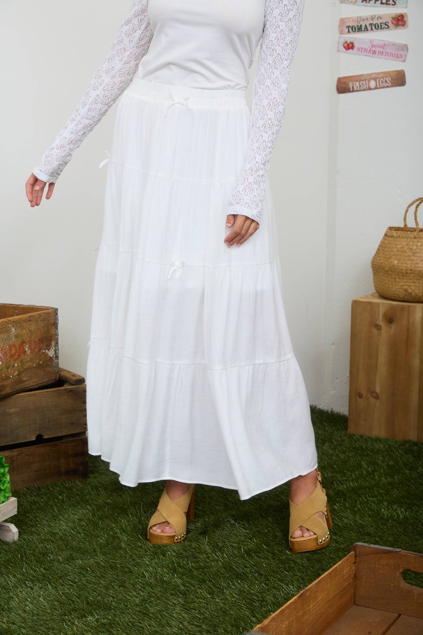 Blu Pepper Bow Ribbon Detail Tiered Maxi Skirt in Off White