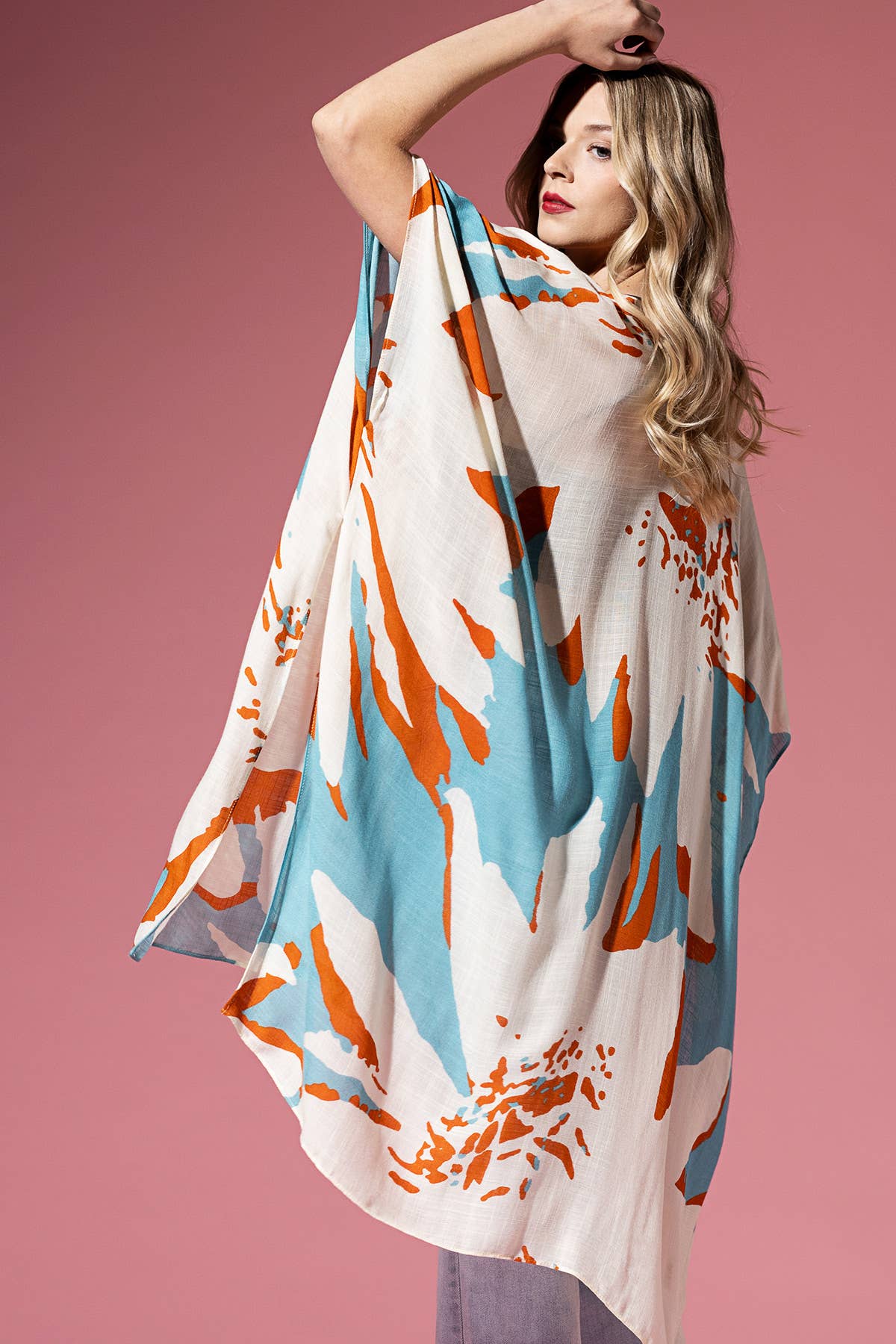 Sweeping Floral Kimono Urbanista