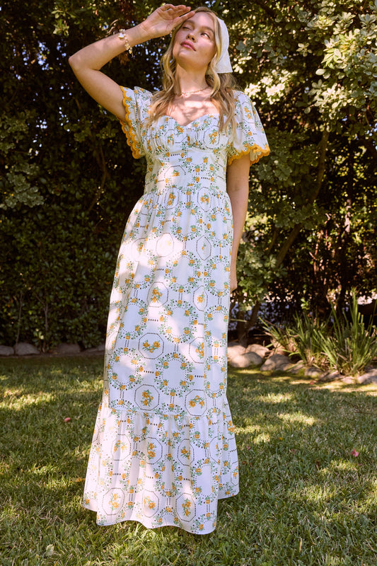 SKIES ARE BLUE - Sweetheart-Neck Floral Peplum Dress with Puff Sleeves - 926 West