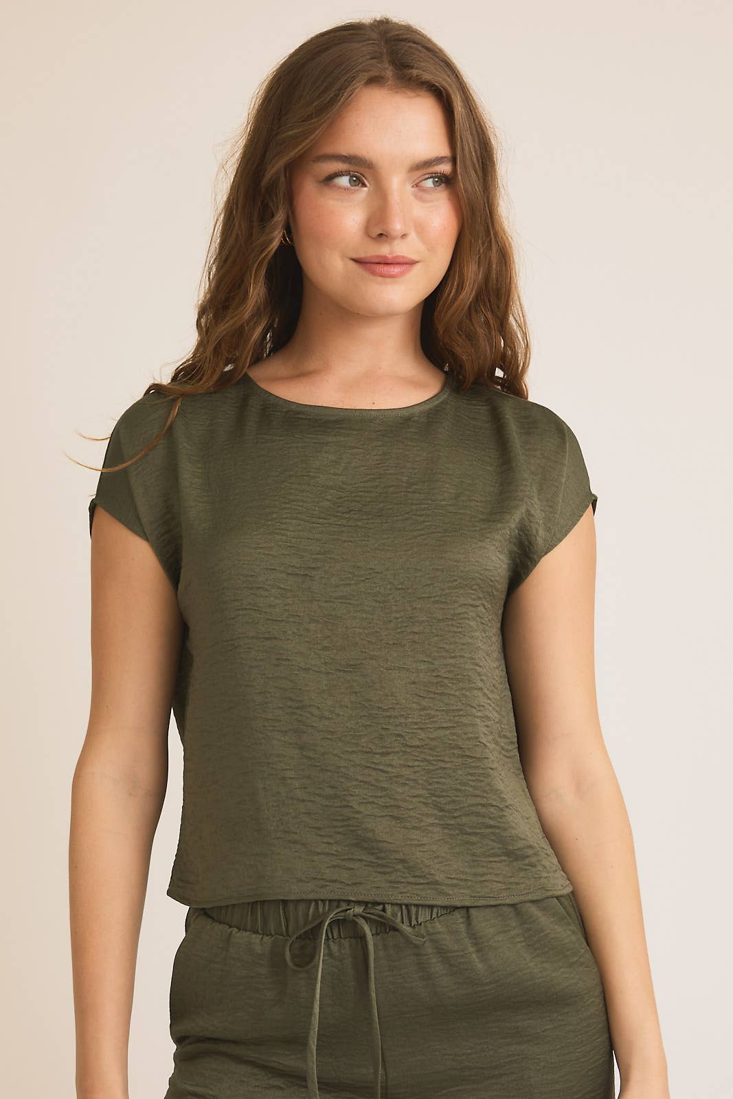 SHORT SLEEVE SATIN TOP AND ELASTIC WAIST S.P.G TIE SATIN PAN 926 WEST