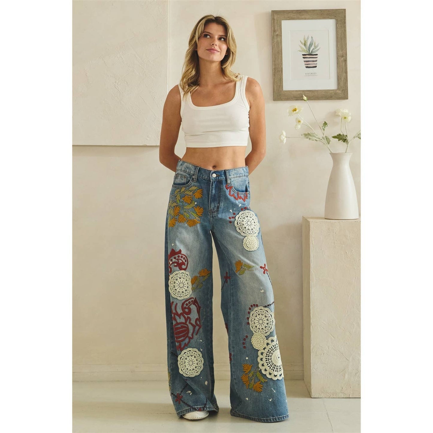 Oli & Hail - WASHED EMBROIDERY WIDE LEG DENIM PANTS