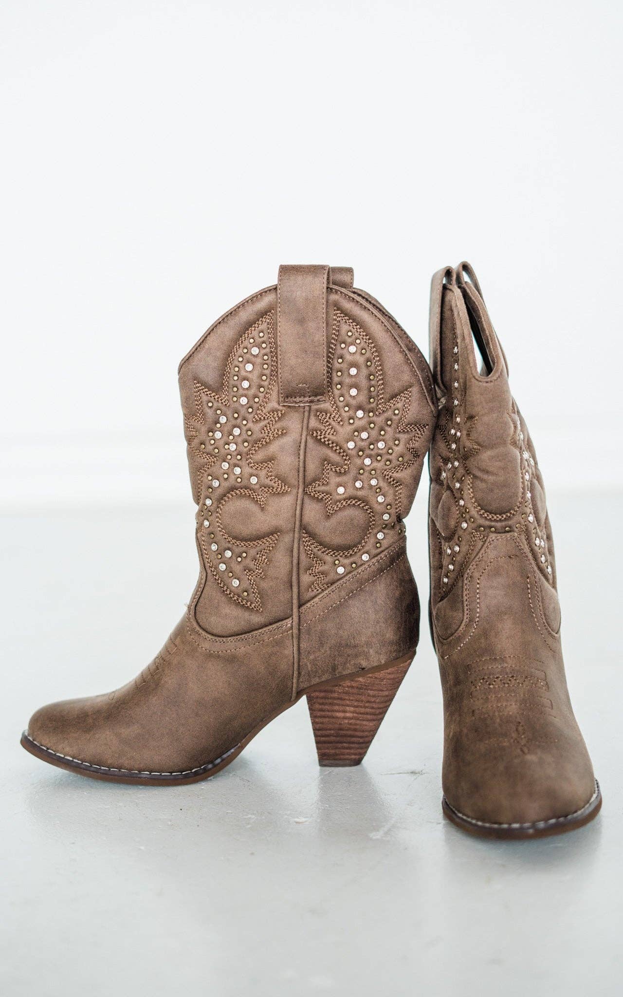 Houston Western Boots in Taupe Naughty Monkey