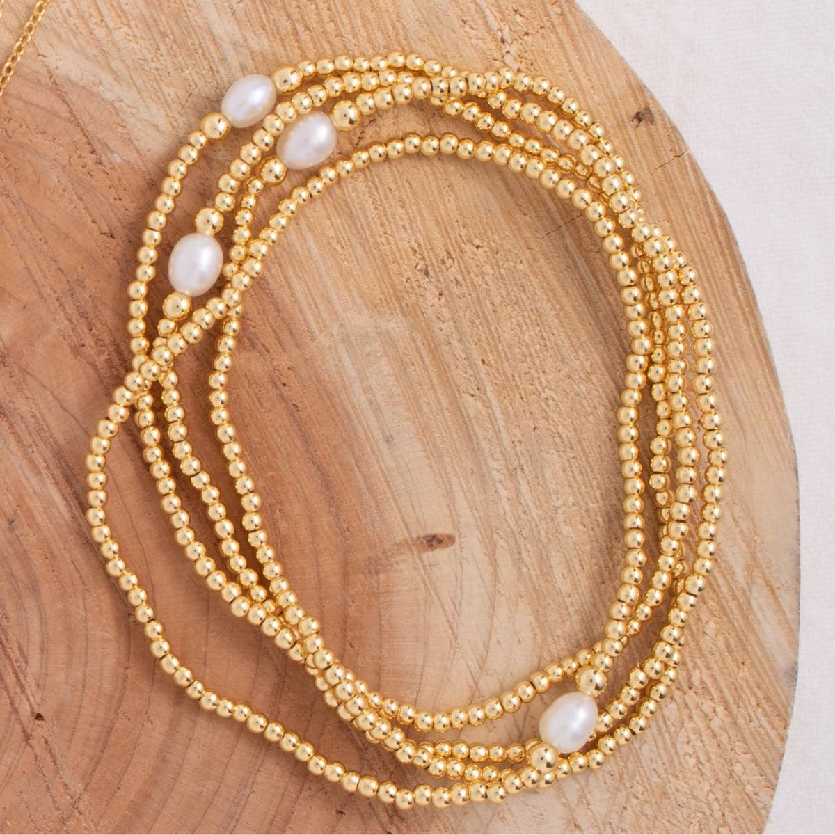 Splendid Iris 2mm Stretch Bracelets with Delicate Pearl Between 3mm Beads B3461