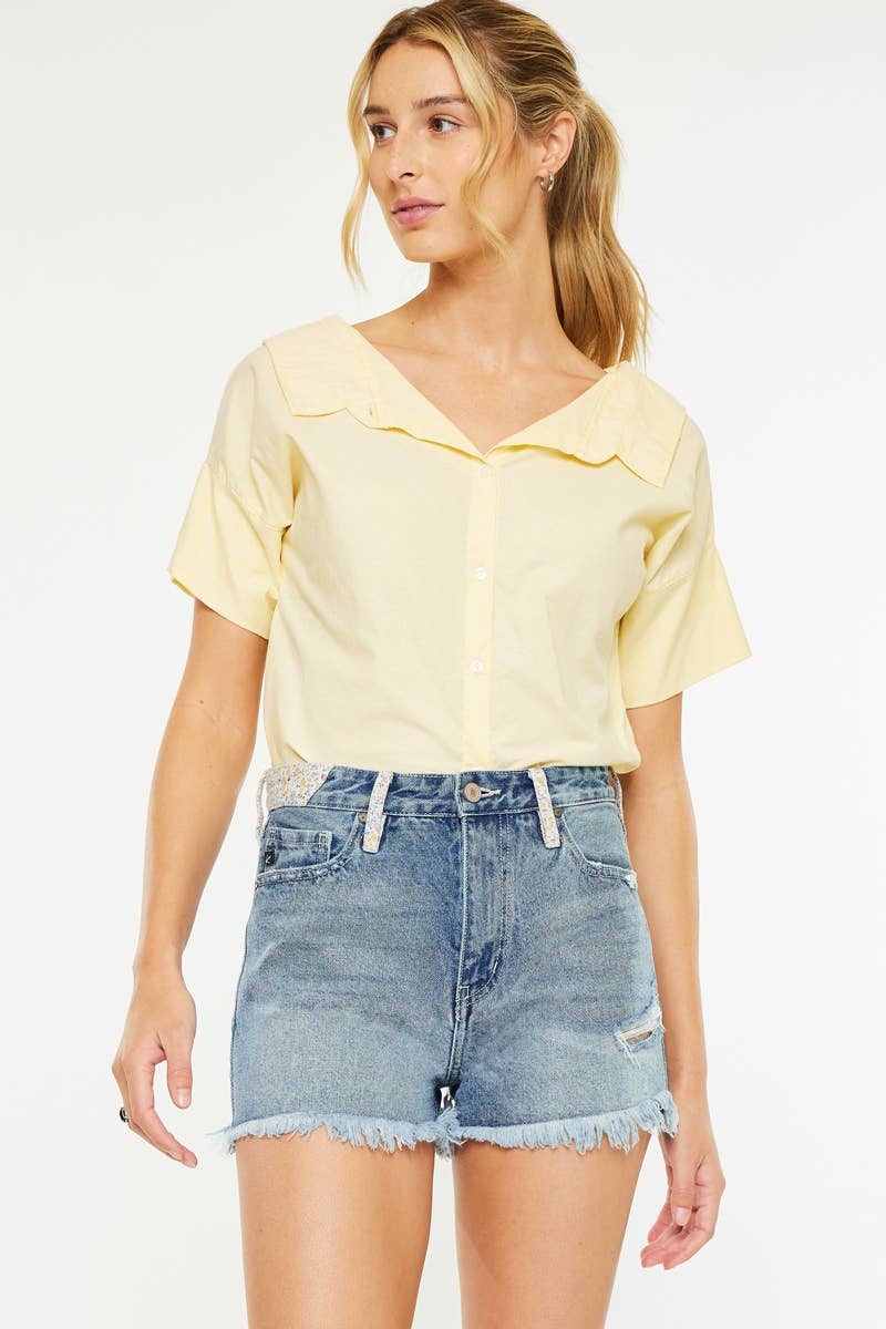 DAISY - HIGH RISE SHORTS MEDIUM WASH RIGID FIVE POCKET STYLE DISTRESSED ZIPPER FLY 926 WEST