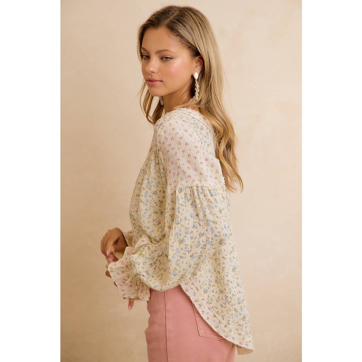 BiBi Floral Crinkle Gauze Button-Front Blouse