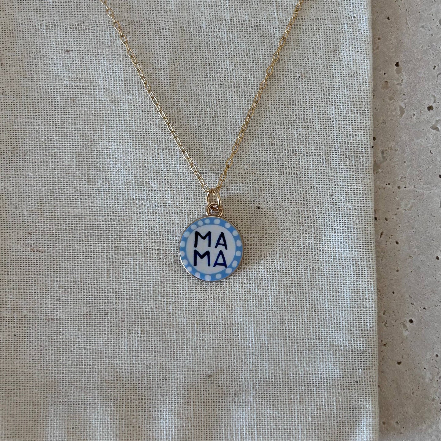 Mama Coin Pendant Necklace | 18K Gold |