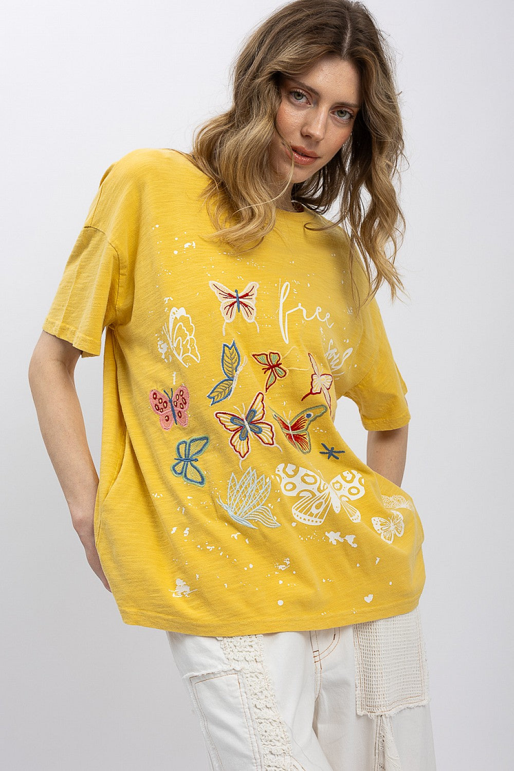 BLUEVELVET - Butterfly Embroidered Crew Neck Short Sleeve Top with Pockets - 926 West