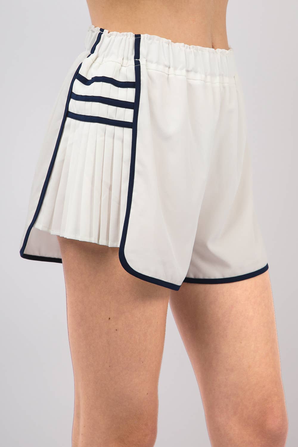 Very J - Side Pleated Detail Activewear Shorts - 926 West