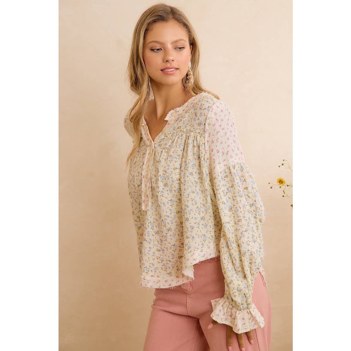 BiBi Floral Crinkle Gauze Button-Front Blouse