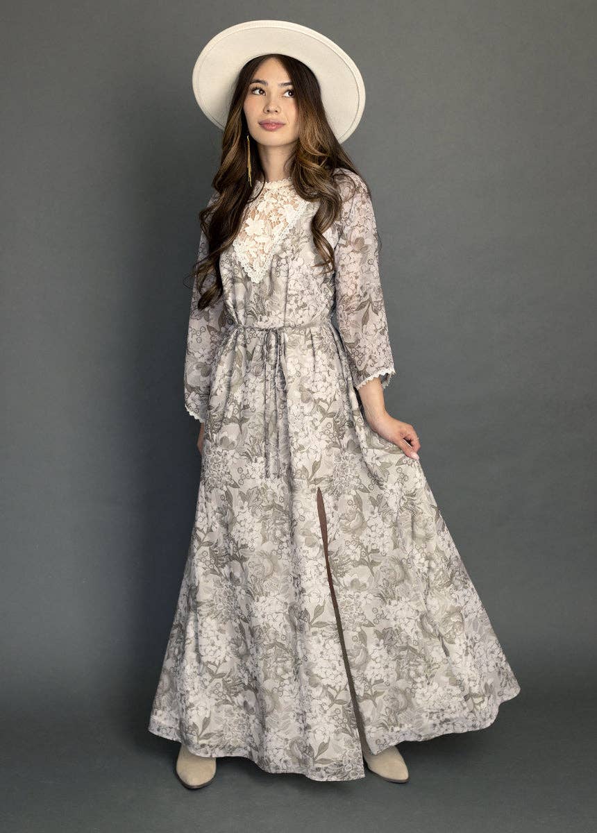 Joyfolie Sunni Lace Bell-Sleeve Maxi Dress - Neutral Hydrangea