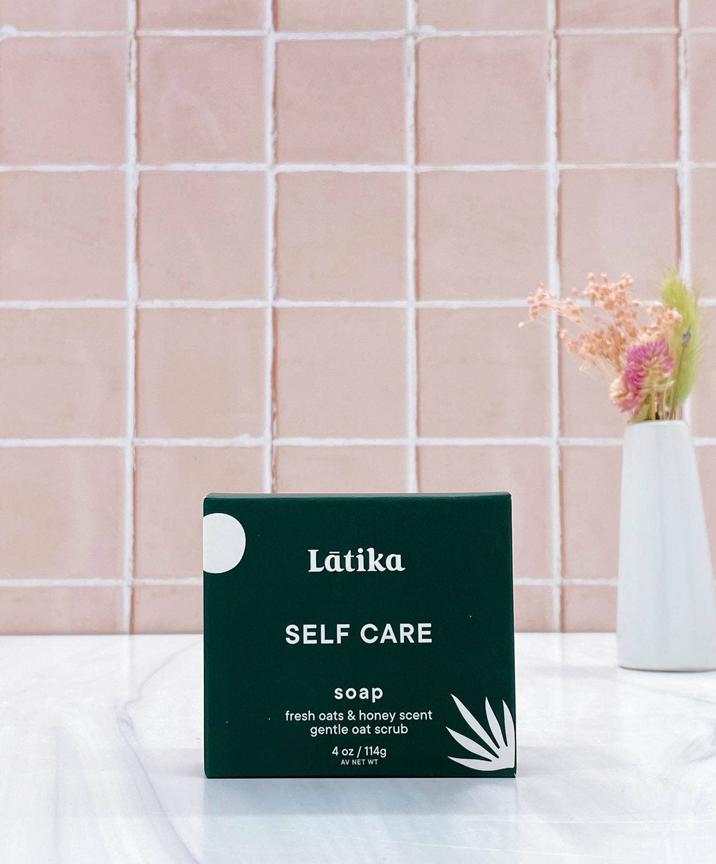 Self Care - Hydrating oat scrub- Soap 💙 Latika Beauty