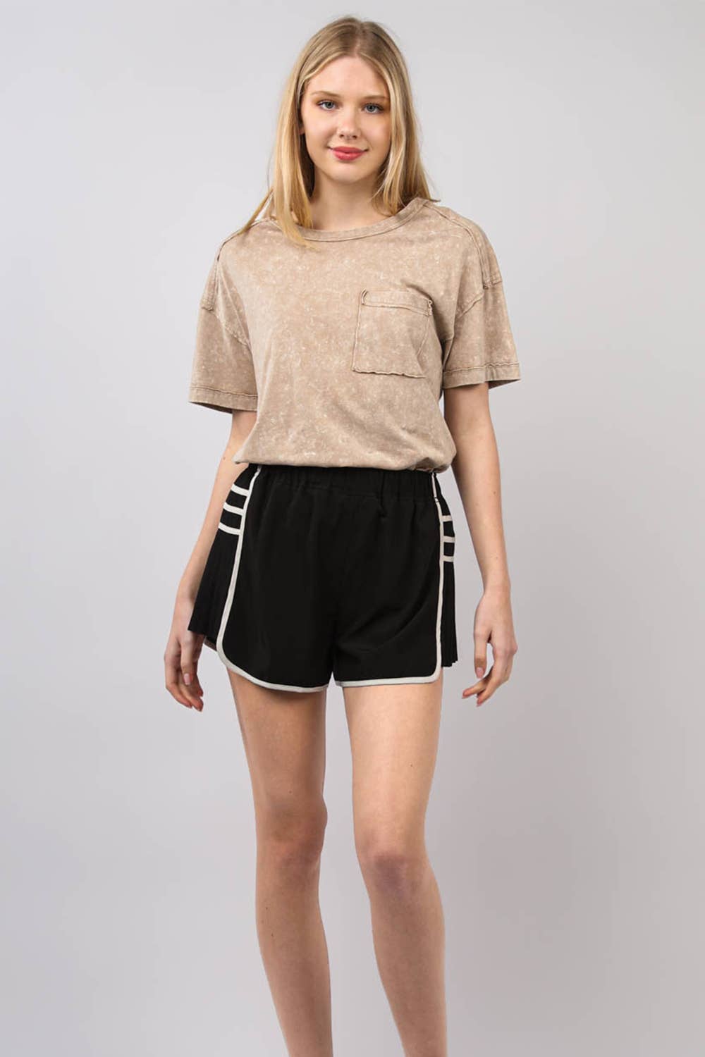 Very J - Side Pleated Detail Activewear Shorts - 926 West
