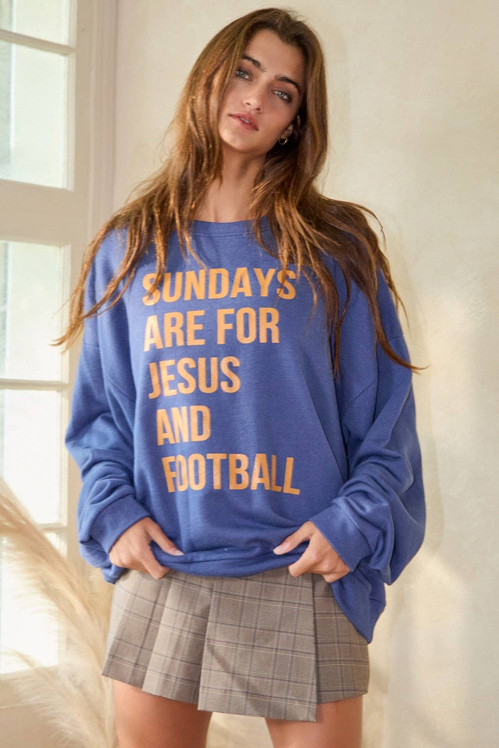 SUNDAYS ARE FOR JESUS AND FOOTBALL' Graphic Top BUCKETLIST