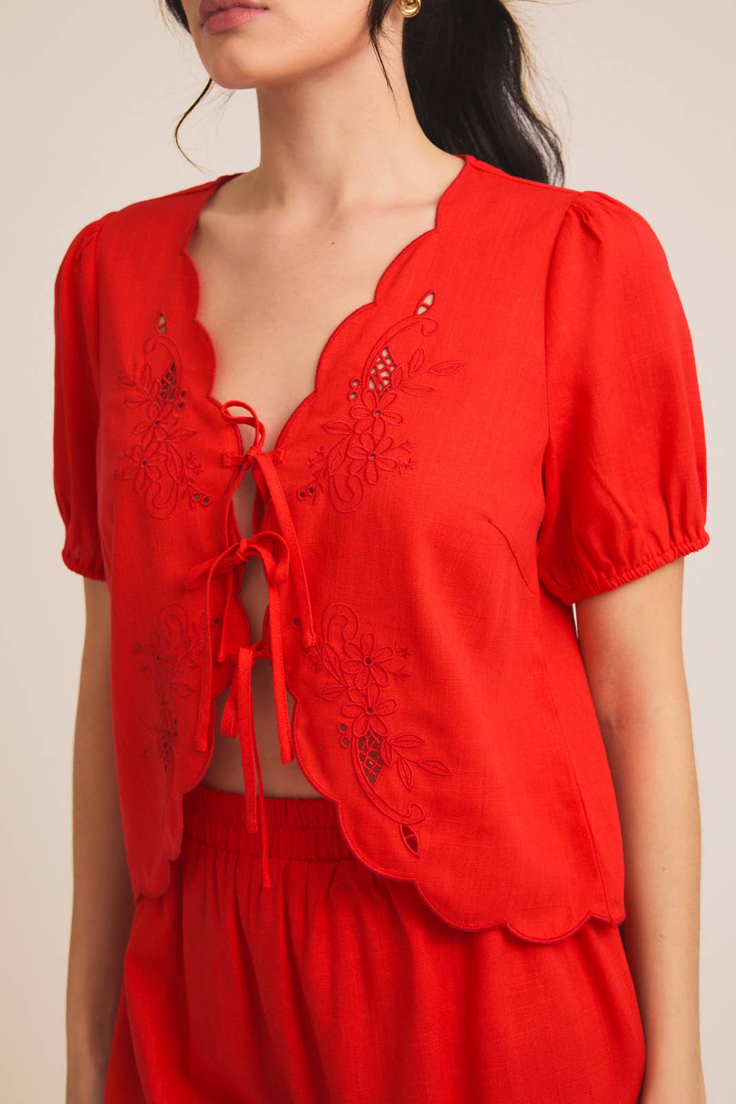 Women's EYELET FRONT TIES TOP AND SCALLOP SHORTS 926 WEST