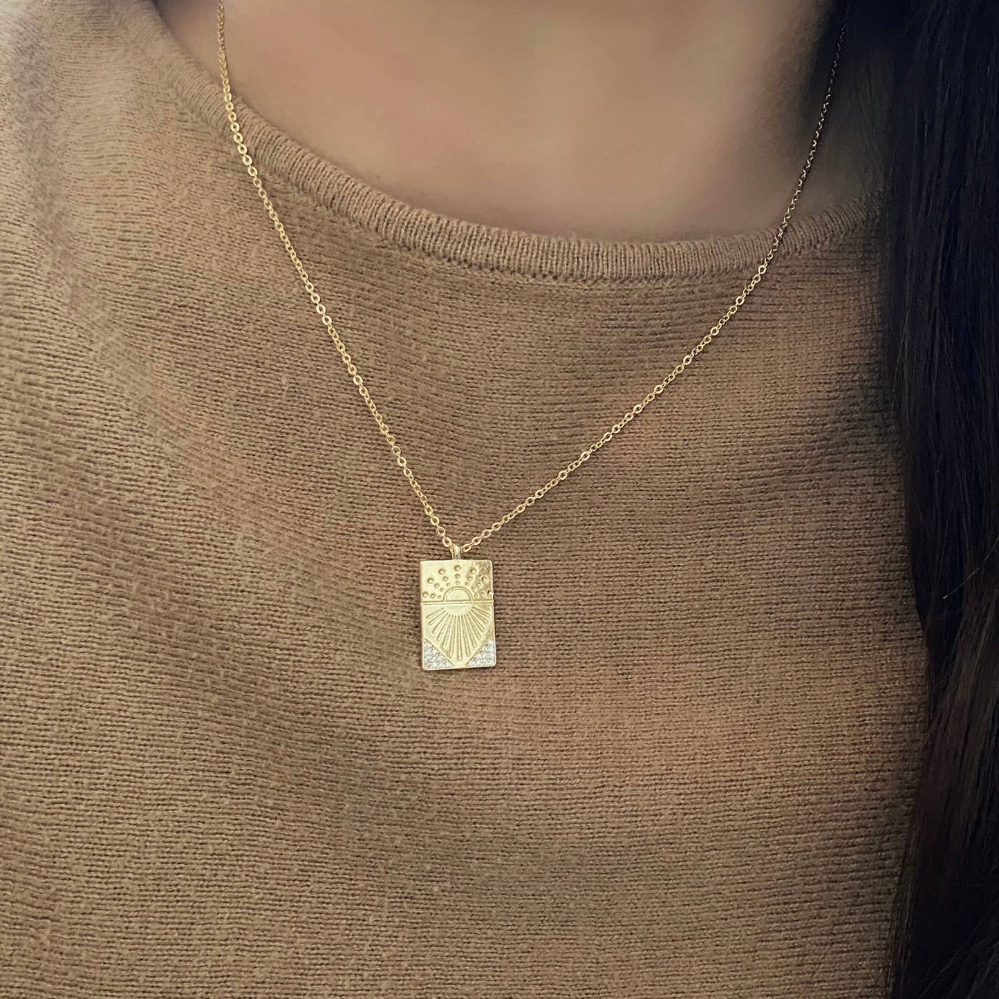 Sun Medallion Charm Pendant Necklace | 18K Gold Filled