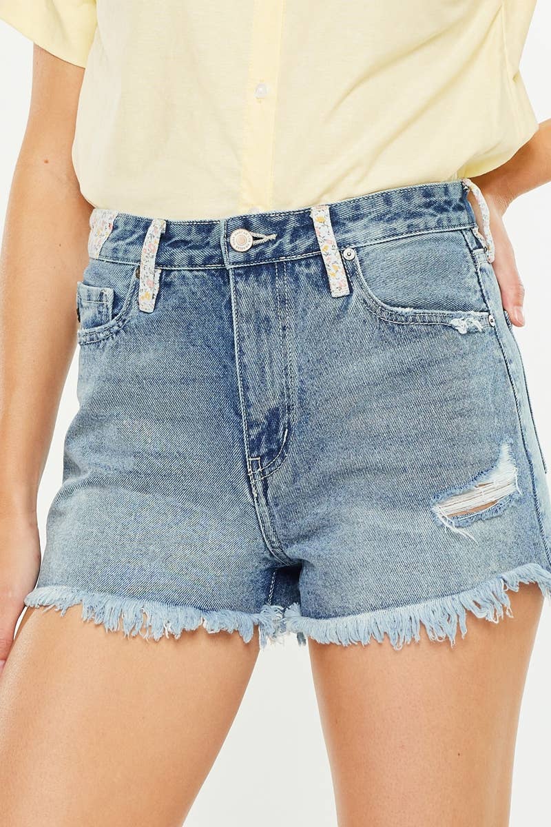 DAISY - HIGH RISE SHORTS MEDIUM WASH RIGID FIVE POCKET STYLE DISTRESSED ZIPPER FLY 926 WEST