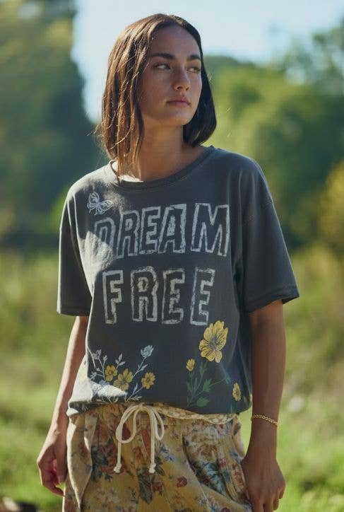DAVI & DANI - DREAM FREE FLORAL GRAPHIC MINERAL WASH TOP