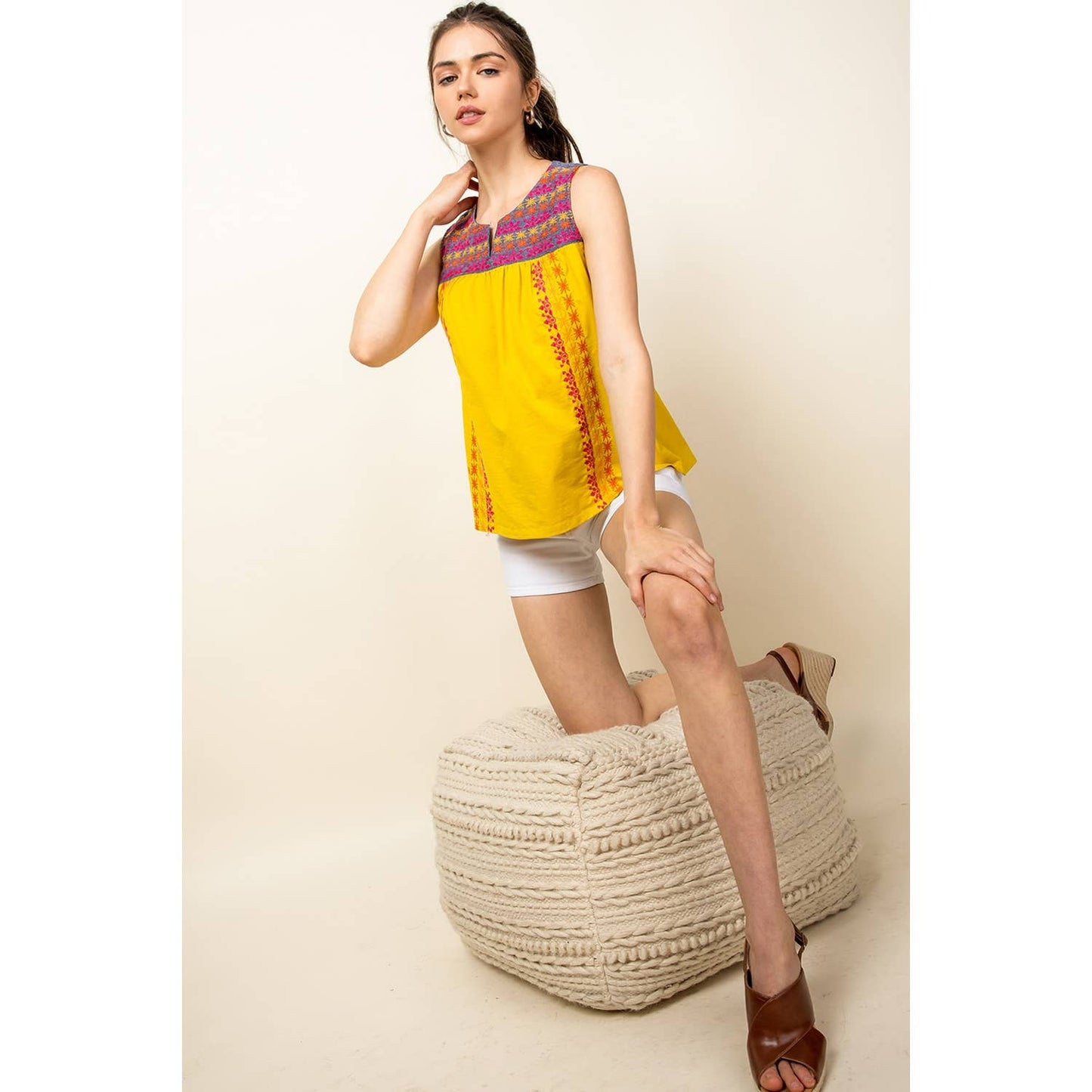 Embroidered Tank Top THML