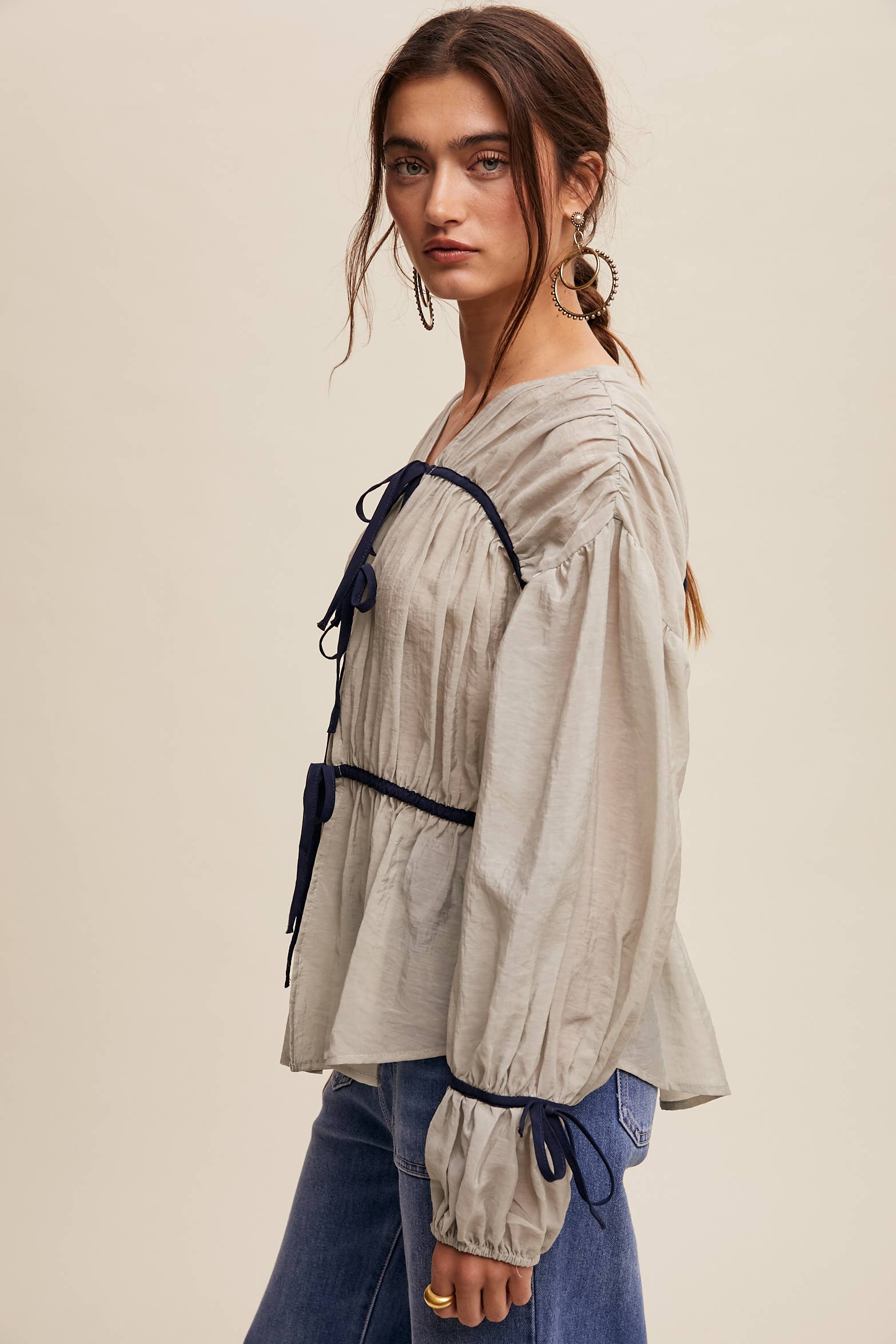 Contrast Trim Ribbon Tie Blouse Listicle