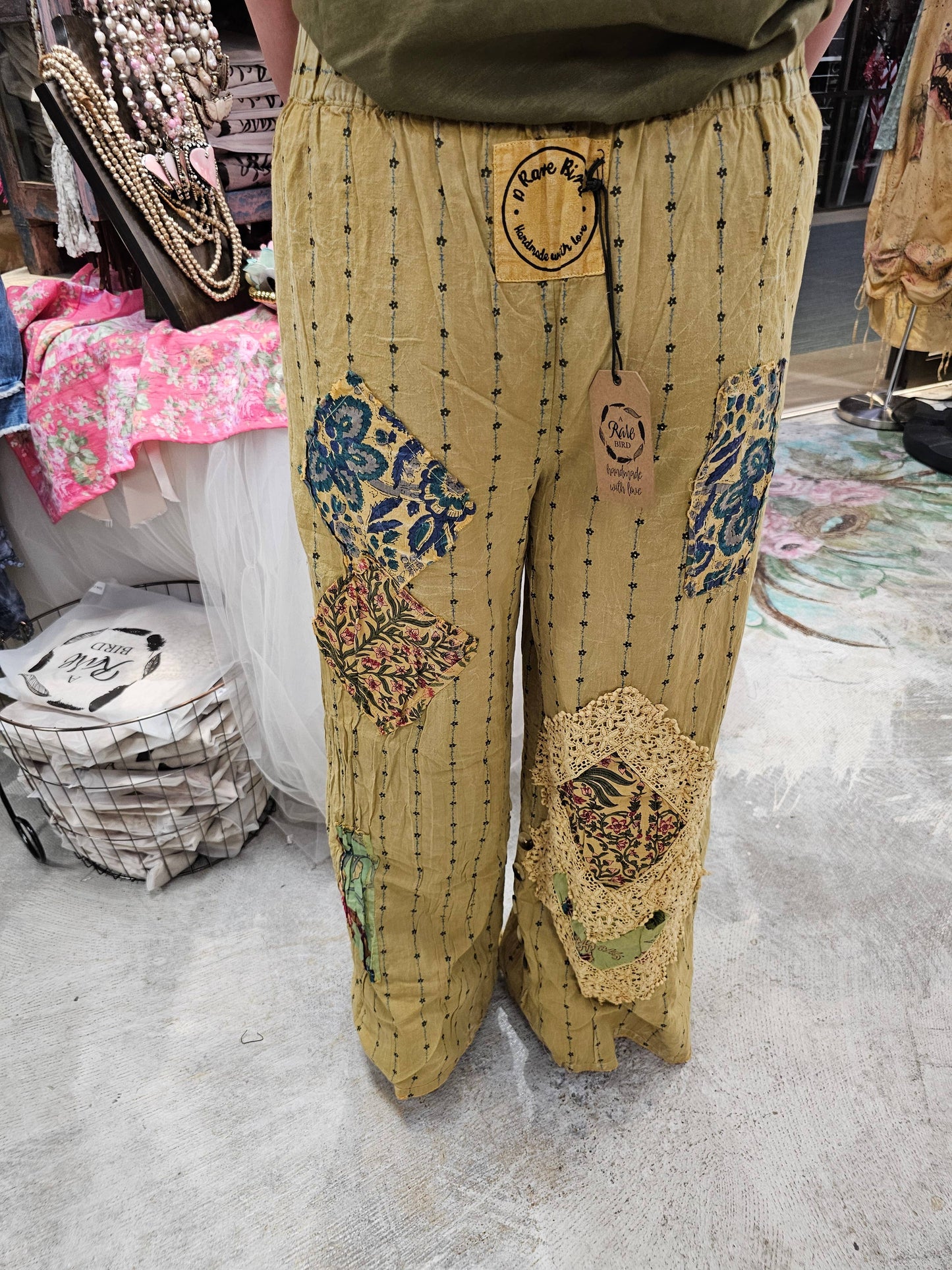 A Rare Bird Dahlia Reversible Pant