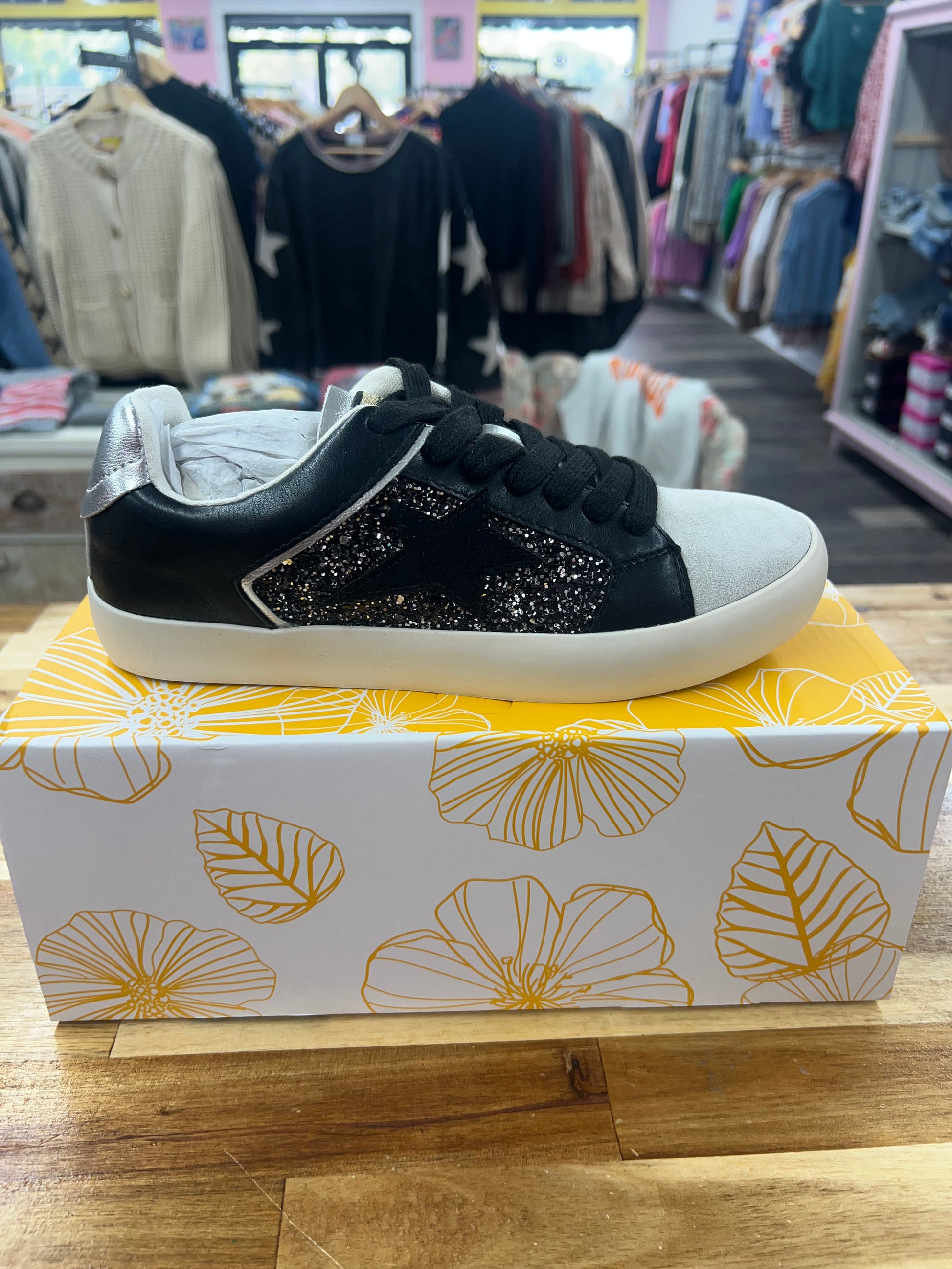 Yellow Box Chapman Black Tennis Shoes YELLOWBOX