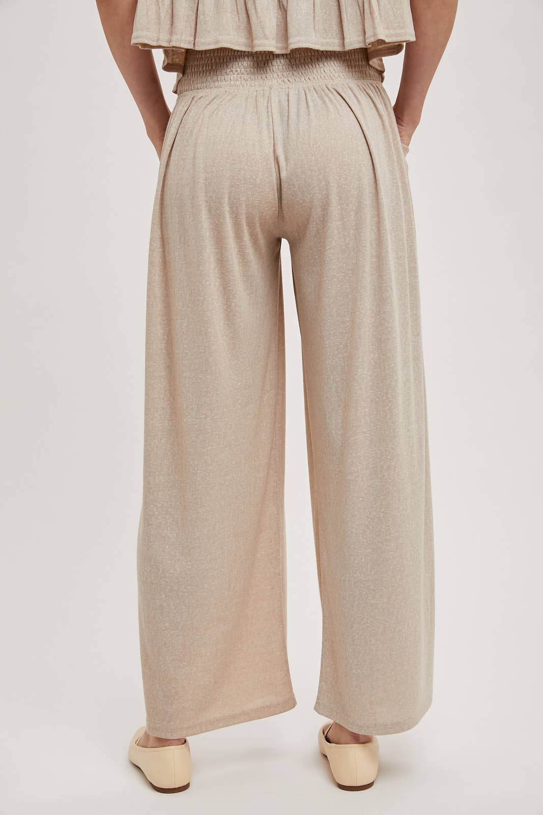 RELAXED KNIT SMOCKED TOP AND WIDE PANTS SET Bluivy