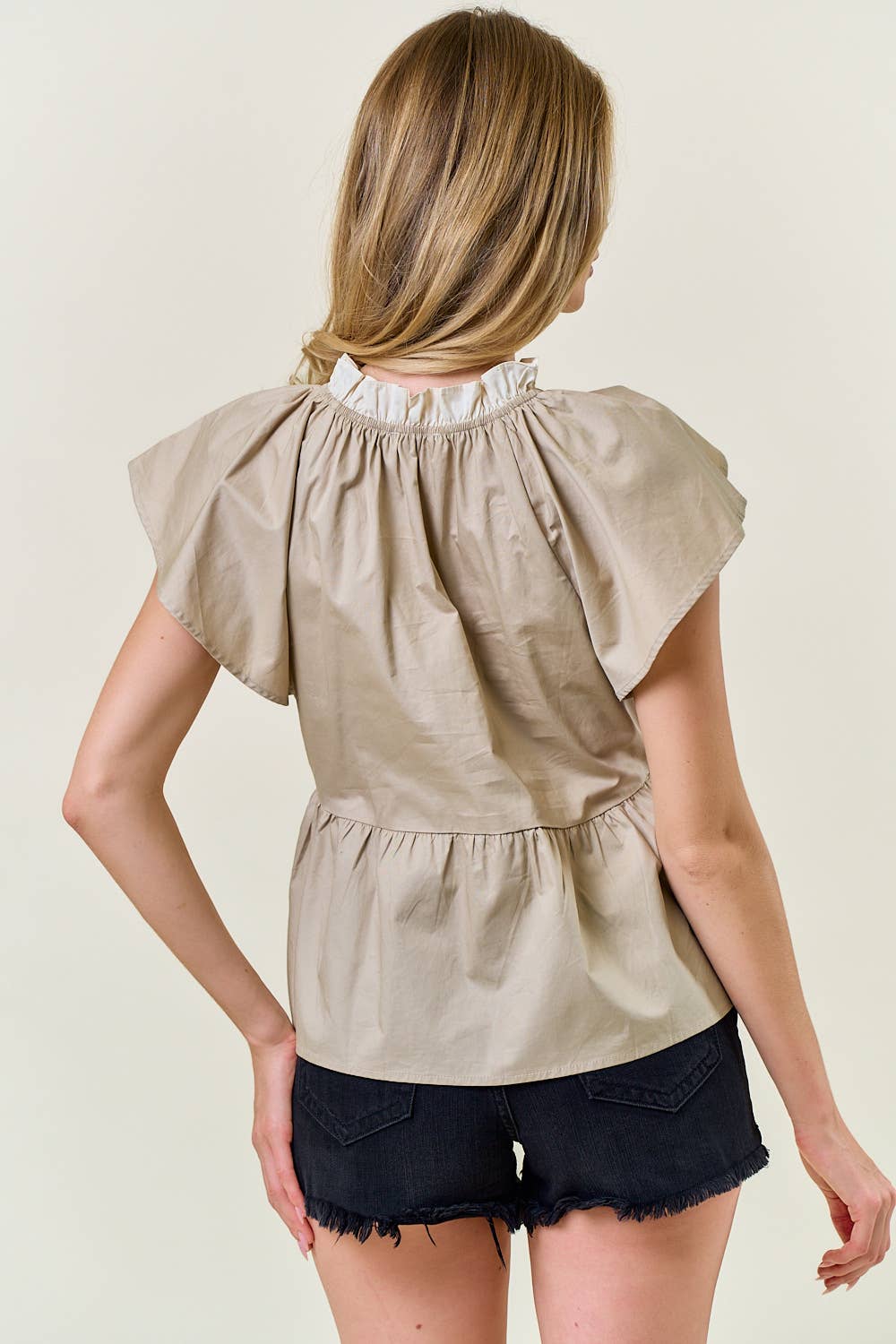 FLUTTER SHORT SLEEVE BOW TIE FRONT TOP
