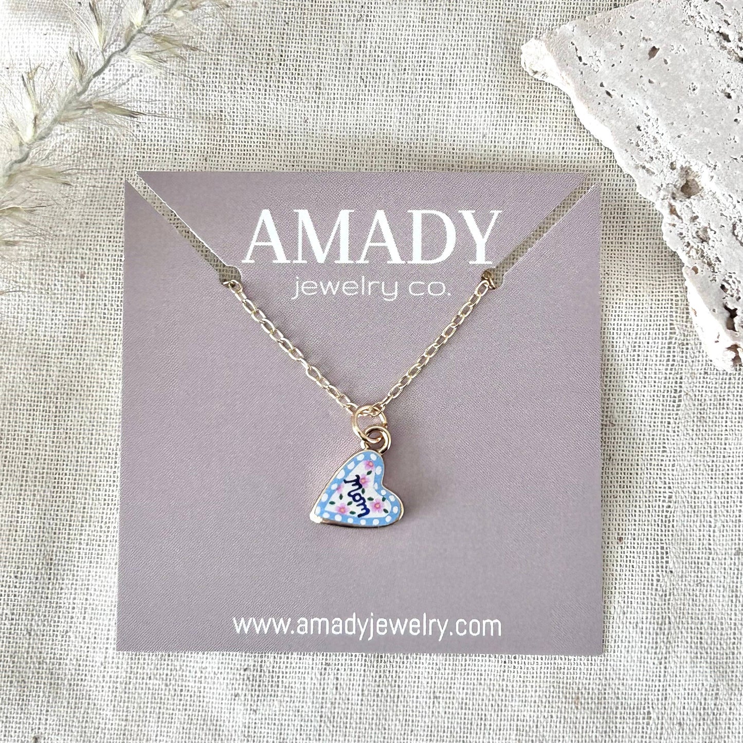 Mom Heart Pendant Necklace | 18K Gold | Mother's Day Gift