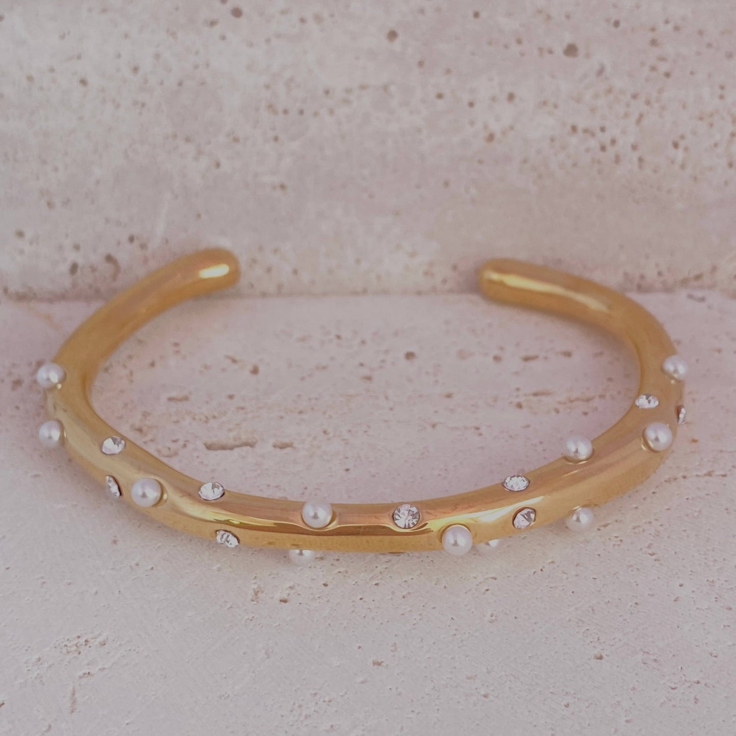 Pearls Bangle Cuff Bracelet 18k gold plated