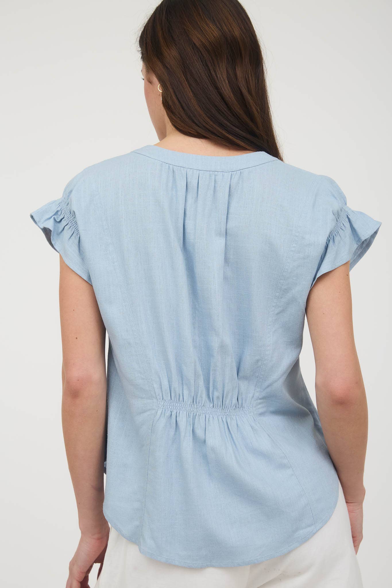 Blu Pepper The Split Neck Ruched Linen Blouse - 926 West
