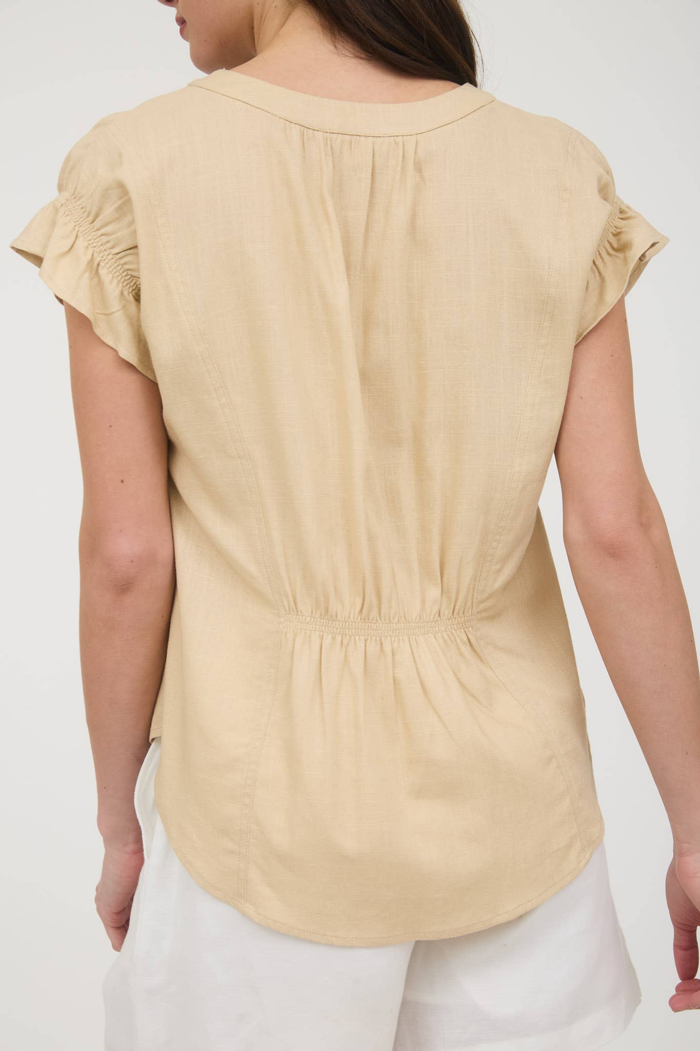 Blu Pepper The Split Neck Ruched Linen Blouse - 926 West