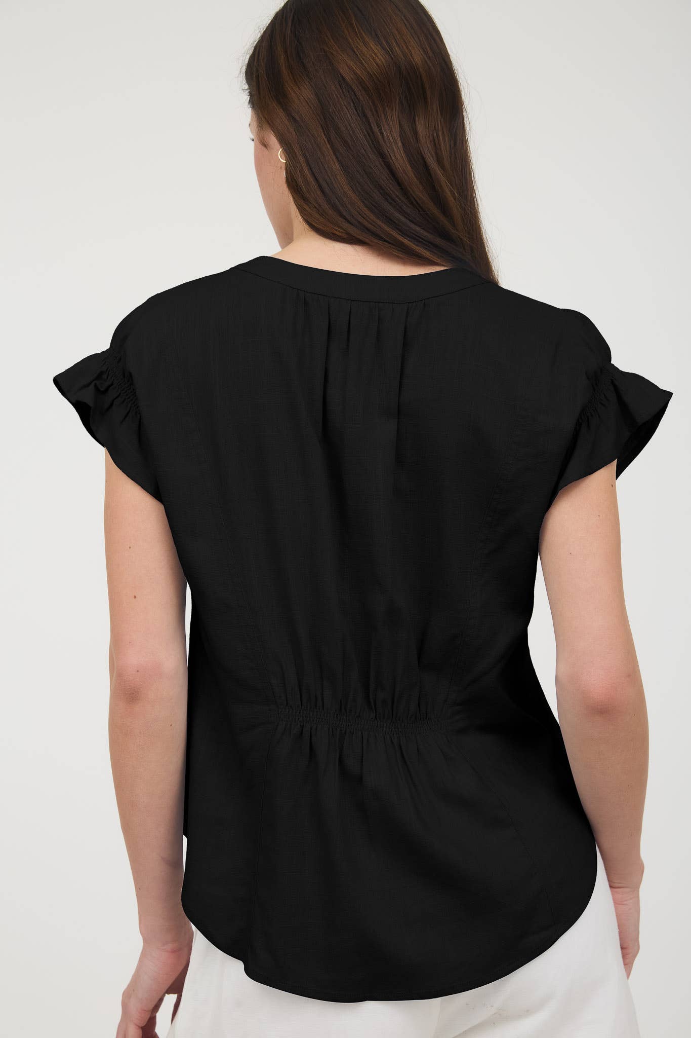 Blu Pepper The Split Neck Ruched Linen Blouse - 926 West