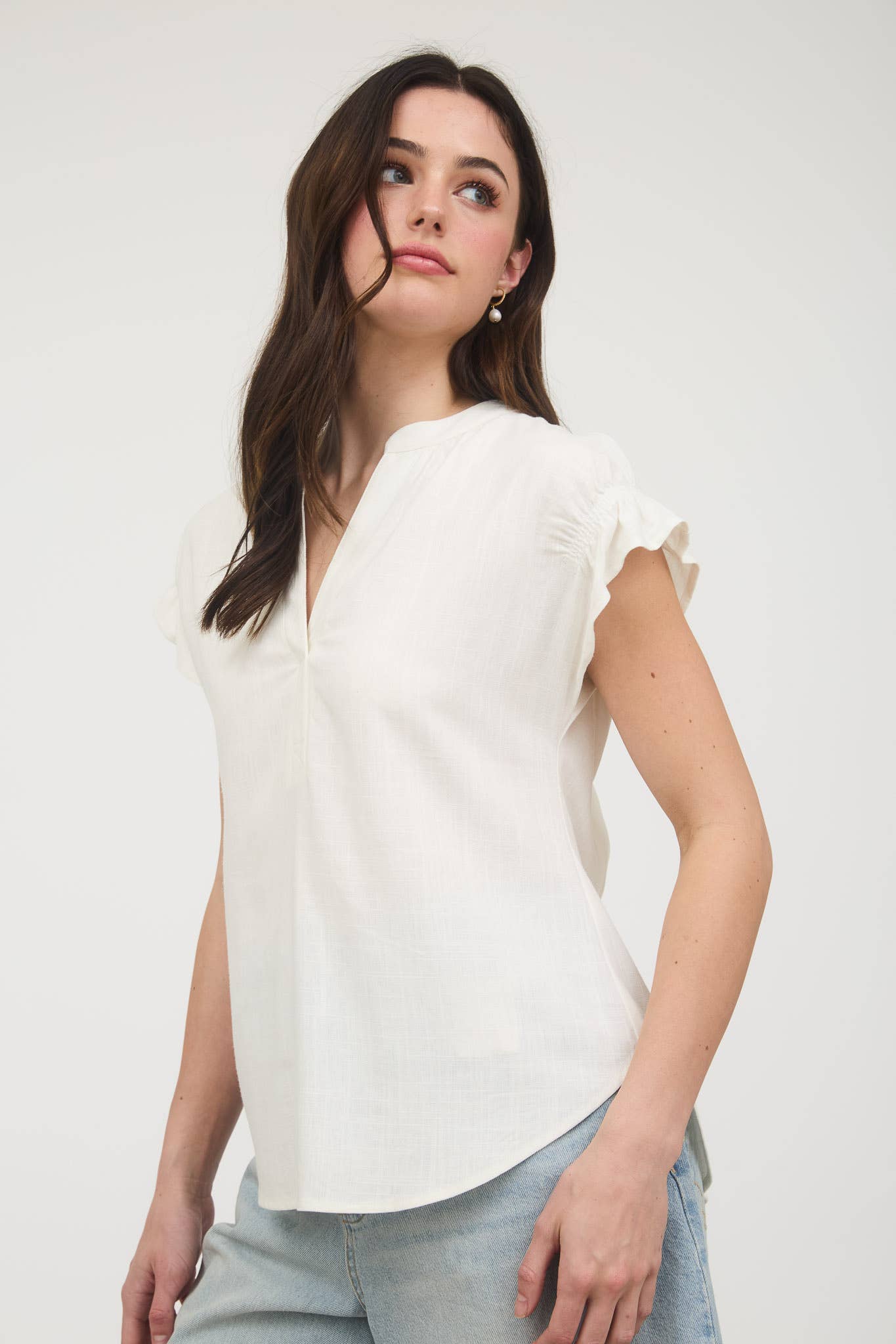 Blu Pepper The Split Neck Ruched Linen Blouse - 926 West