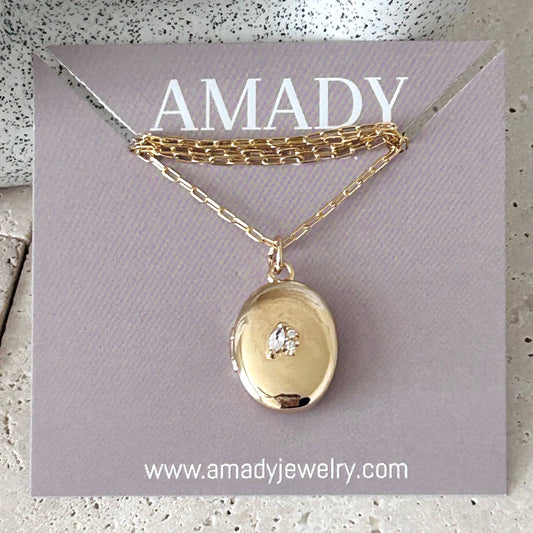 Oval Locket Pendant Necklace | 18K Gold Filled Paperclip Chain