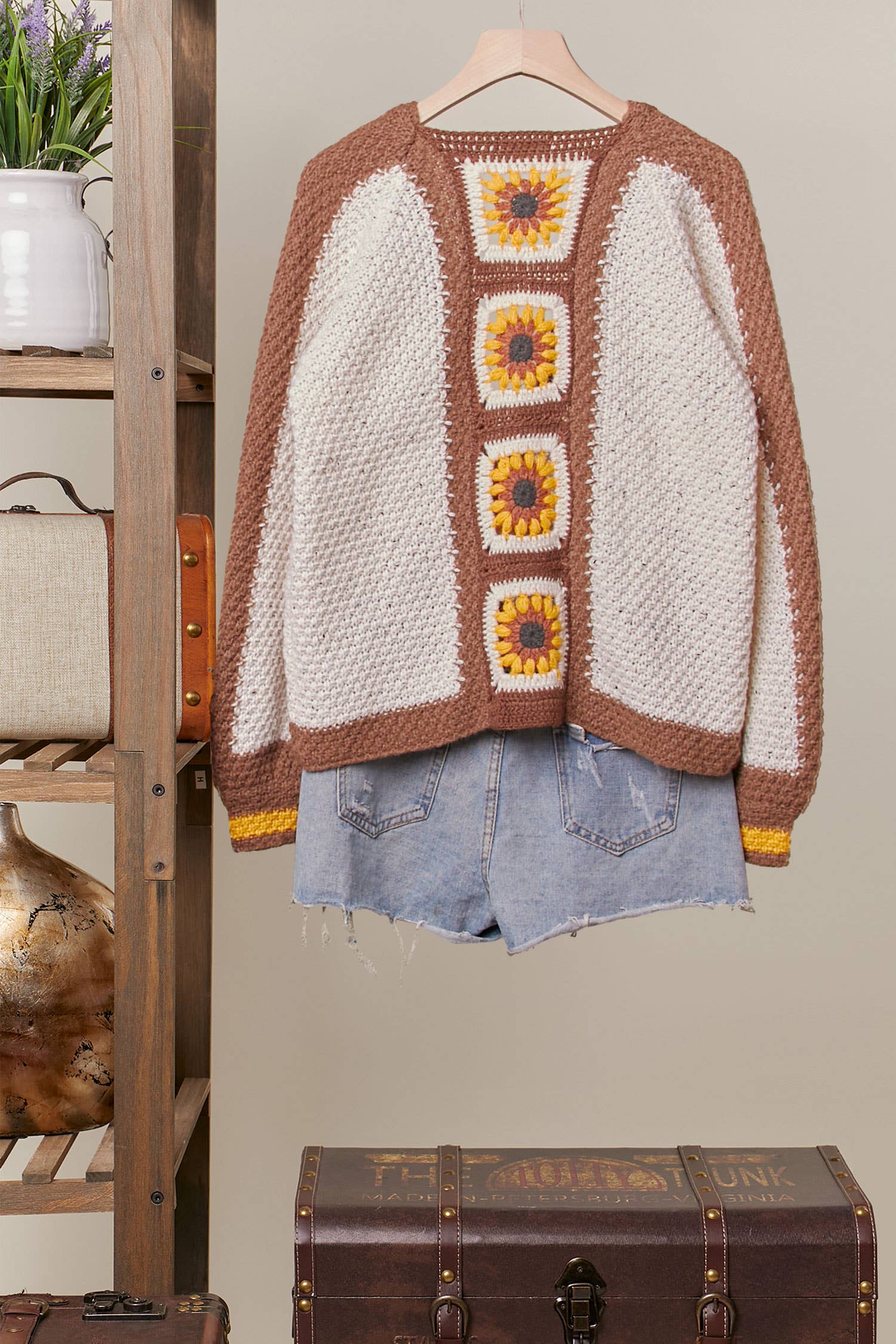Color Block Sunflower Crochet V Neck Cardigan Mello.