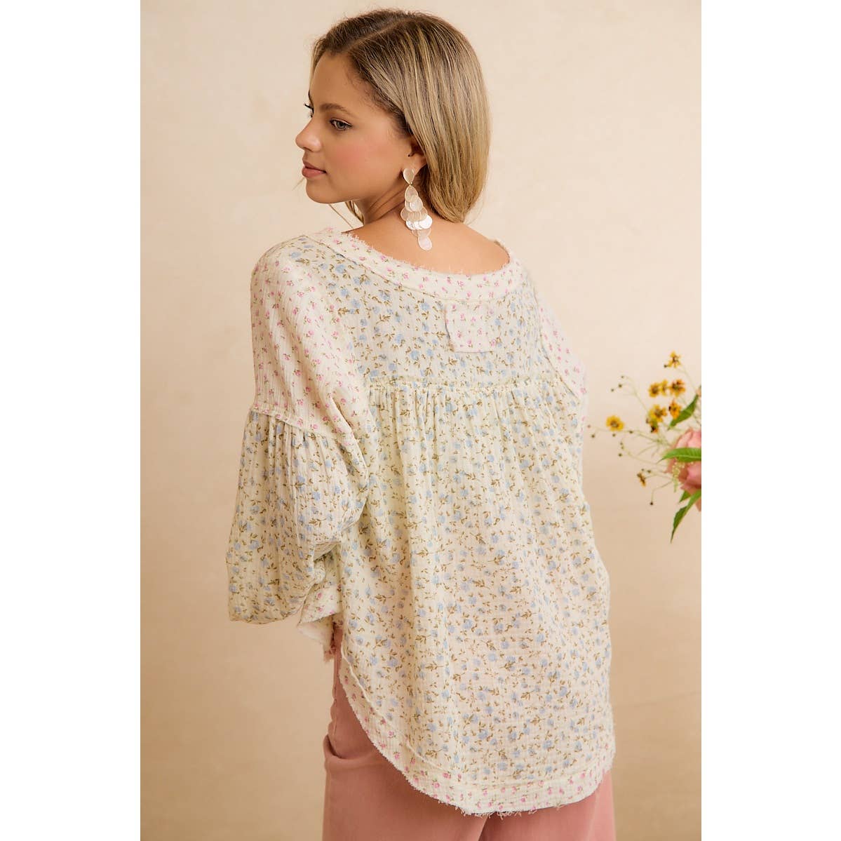 BiBi Floral Crinkle Gauze Button-Front Blouse