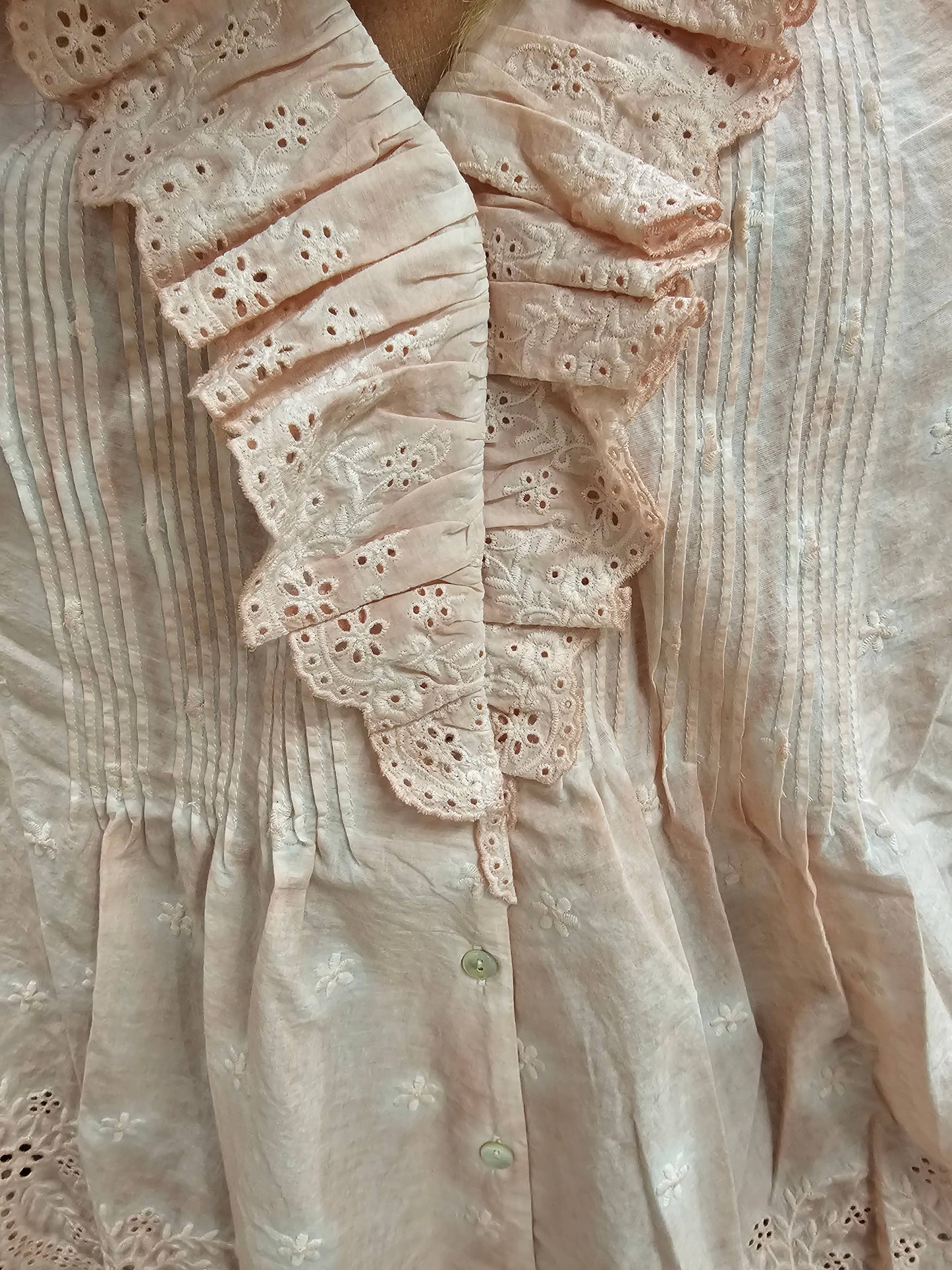 A RARE BIRD - Pink Eyelet Linen Top