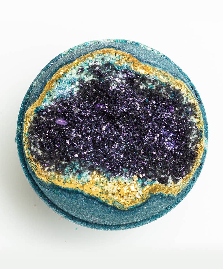 Obsidian Geode Crystal Bath Bomb – Black + Gold Latika Beauty