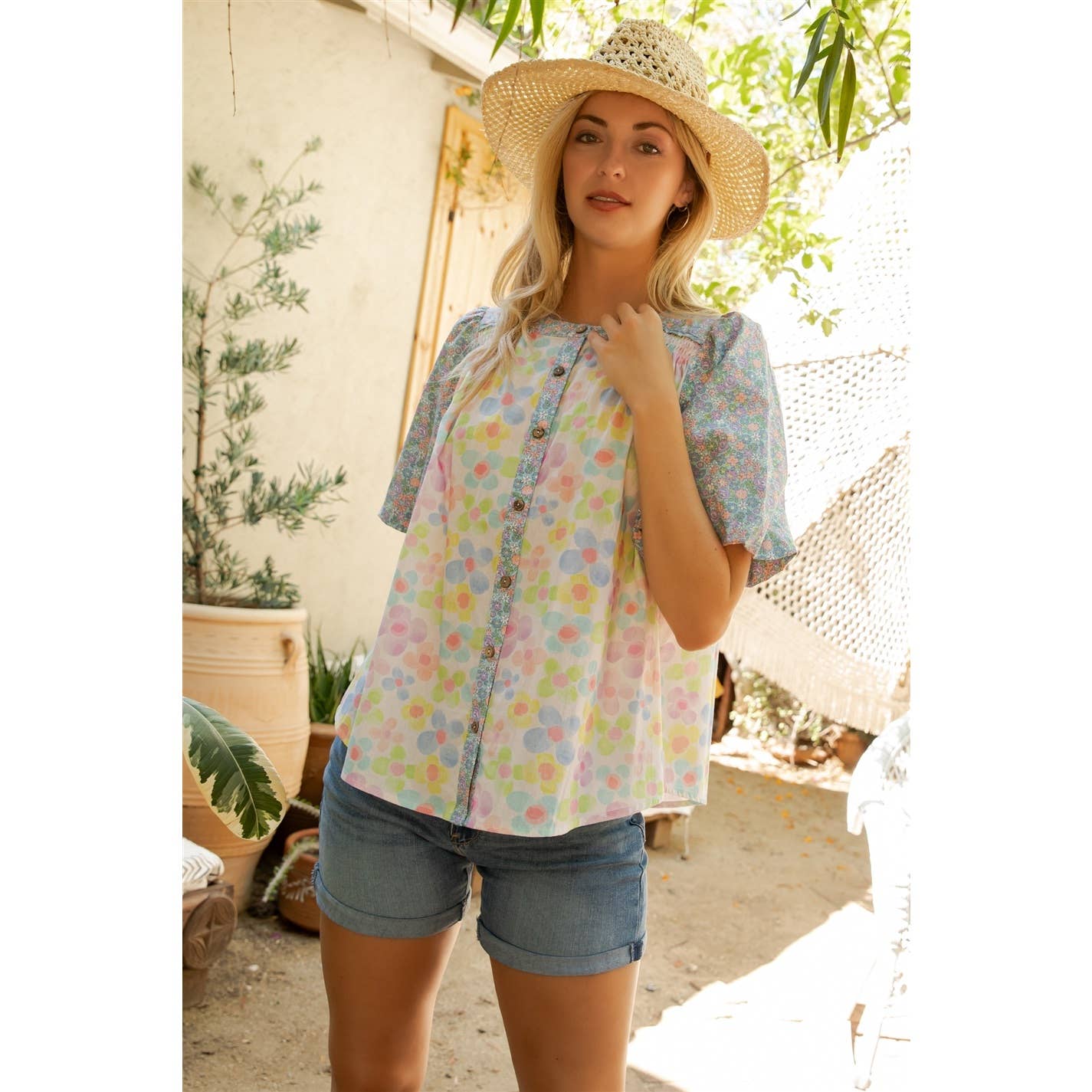 Sage & Fig - PASTEL BLOOM BUTTON BLOUSE