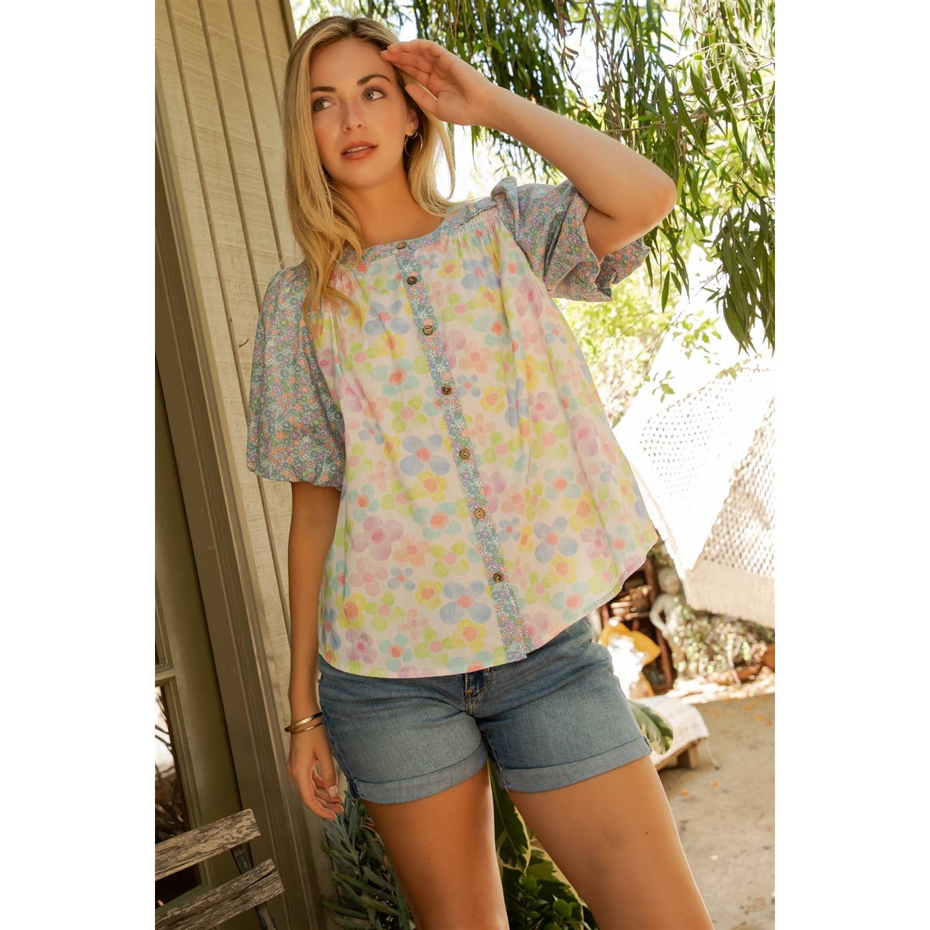 Sage & Fig - PASTEL BLOOM BUTTON BLOUSE