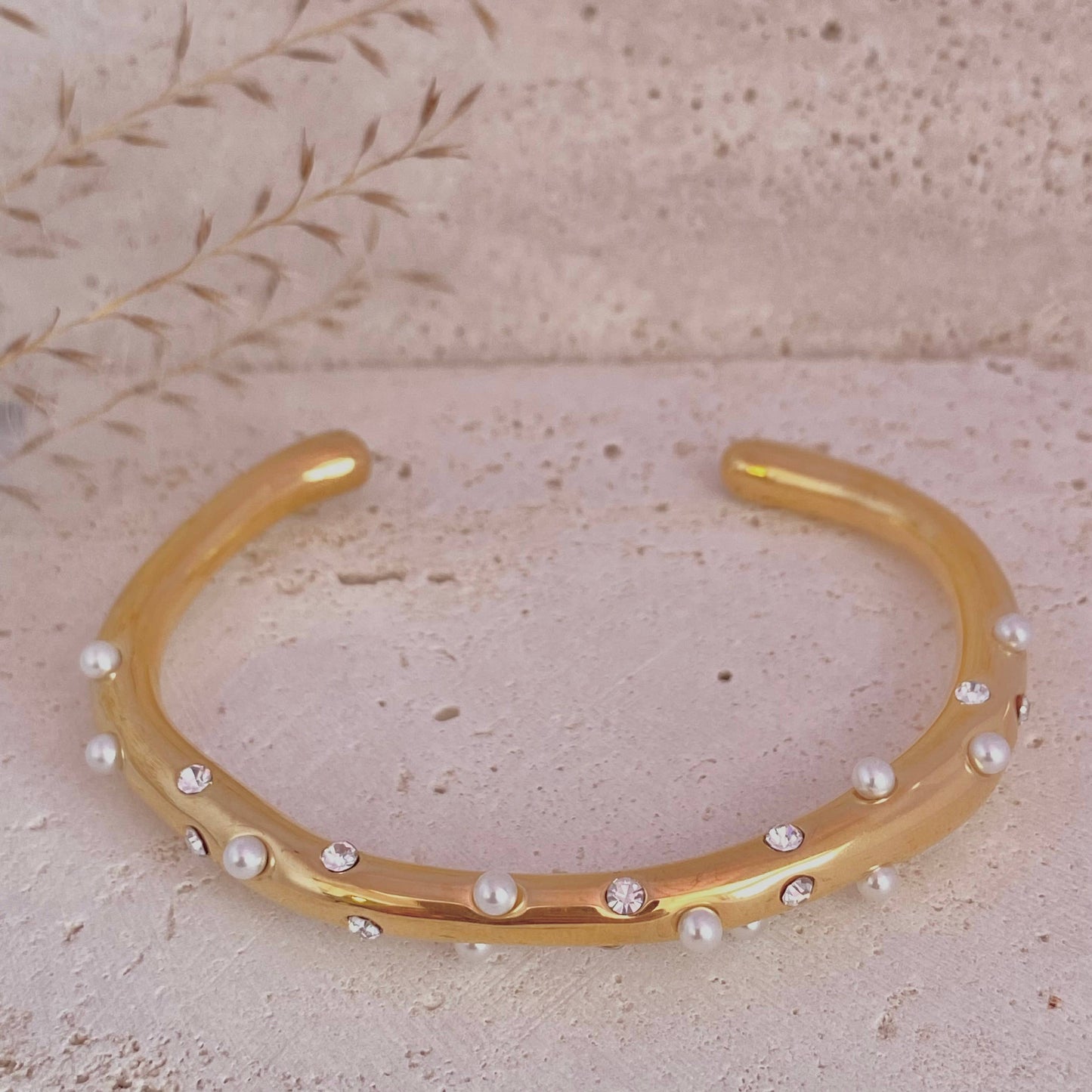 Pearls Bangle Cuff Bracelet 18k gold plated